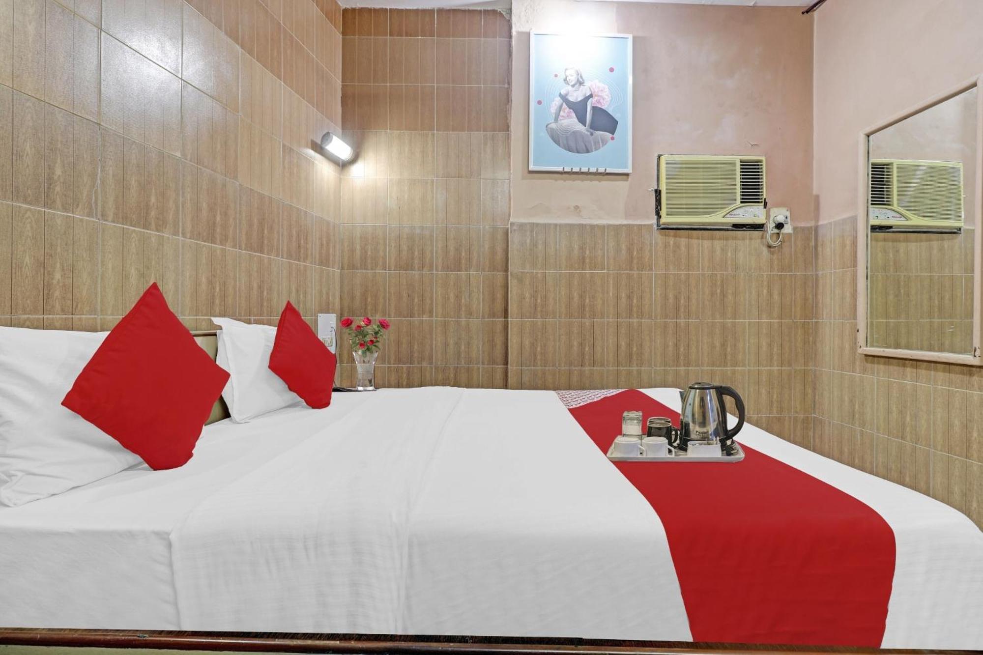 Super Hotel O Rajdoot Near Phoenix Palladium 뭄바이 외부 사진
